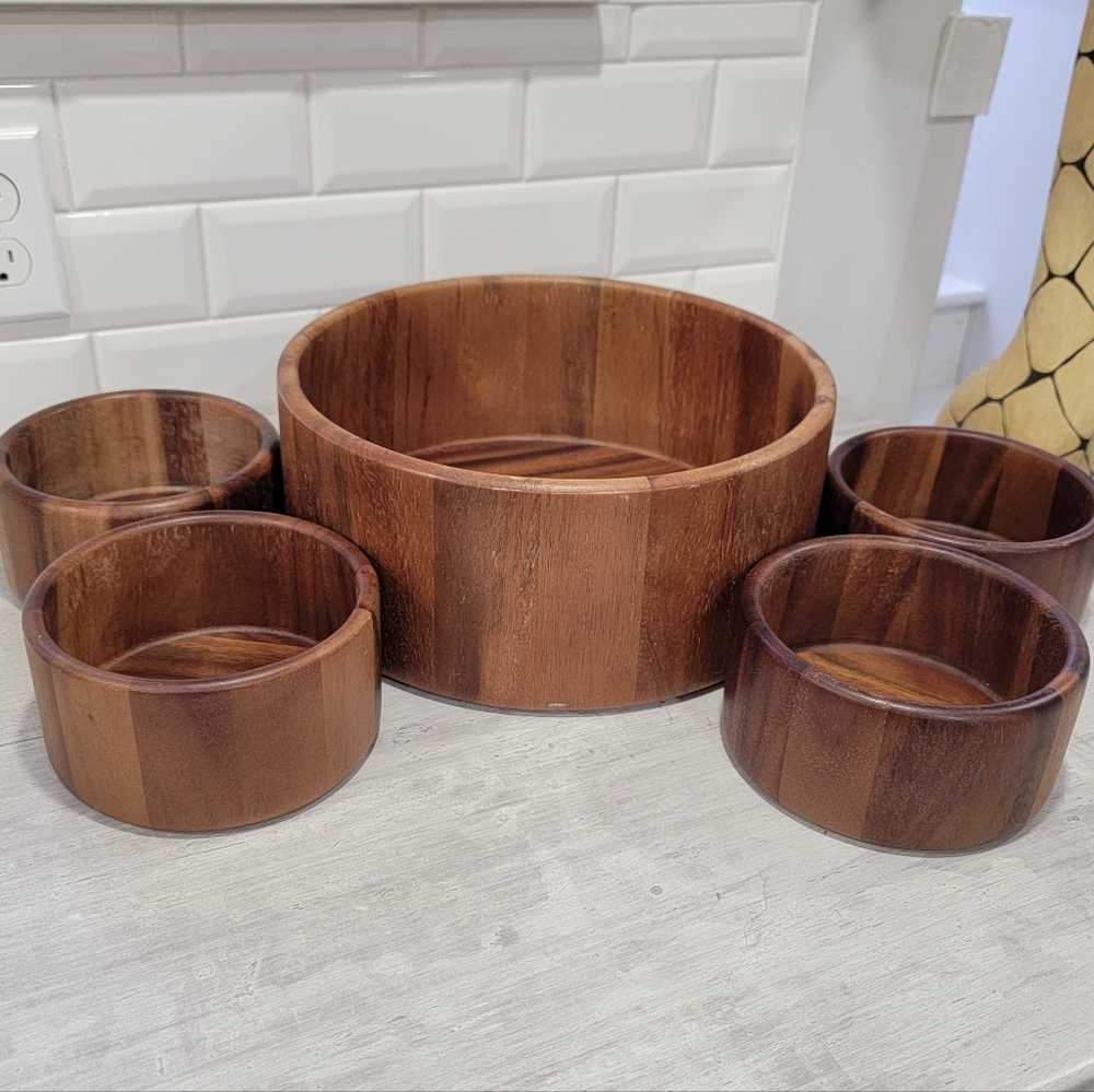 Vintage Wooden Salad Bowl Set: Serving Bowl & 4 Small Bowls - Picture 4 of 17